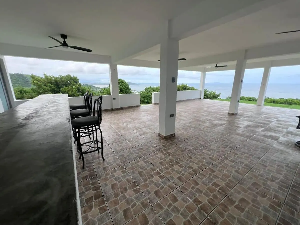 Ocean View Villa Steps Away From Beach Yabucoa